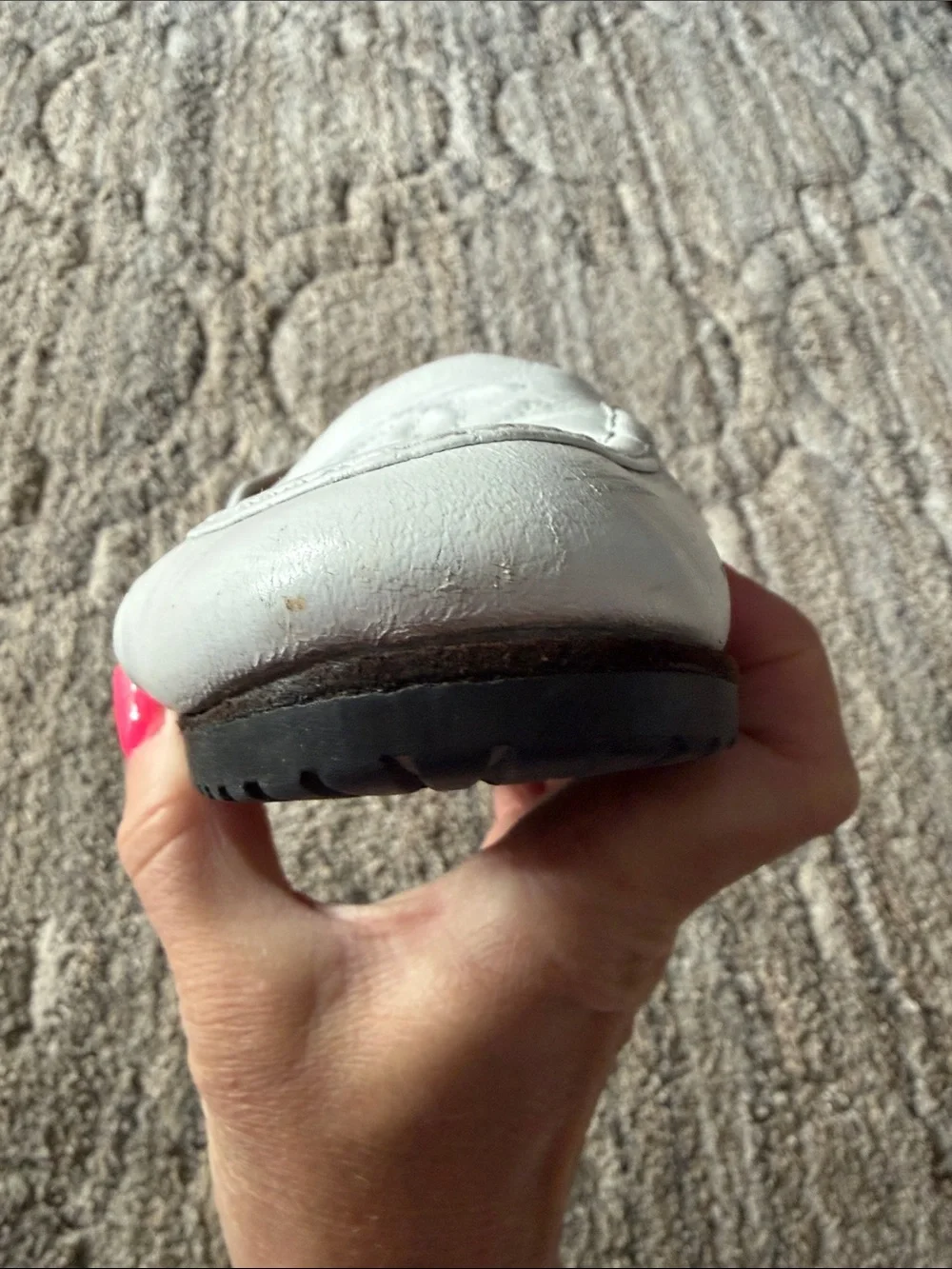 CHANEL White Leather CC Logo Loafers